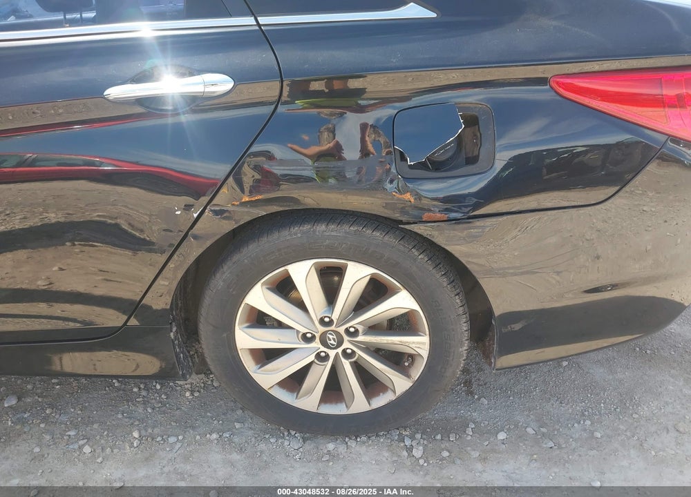 2014 HYUNDAI SONATA VIN: 5NPEC4AB4EH947976