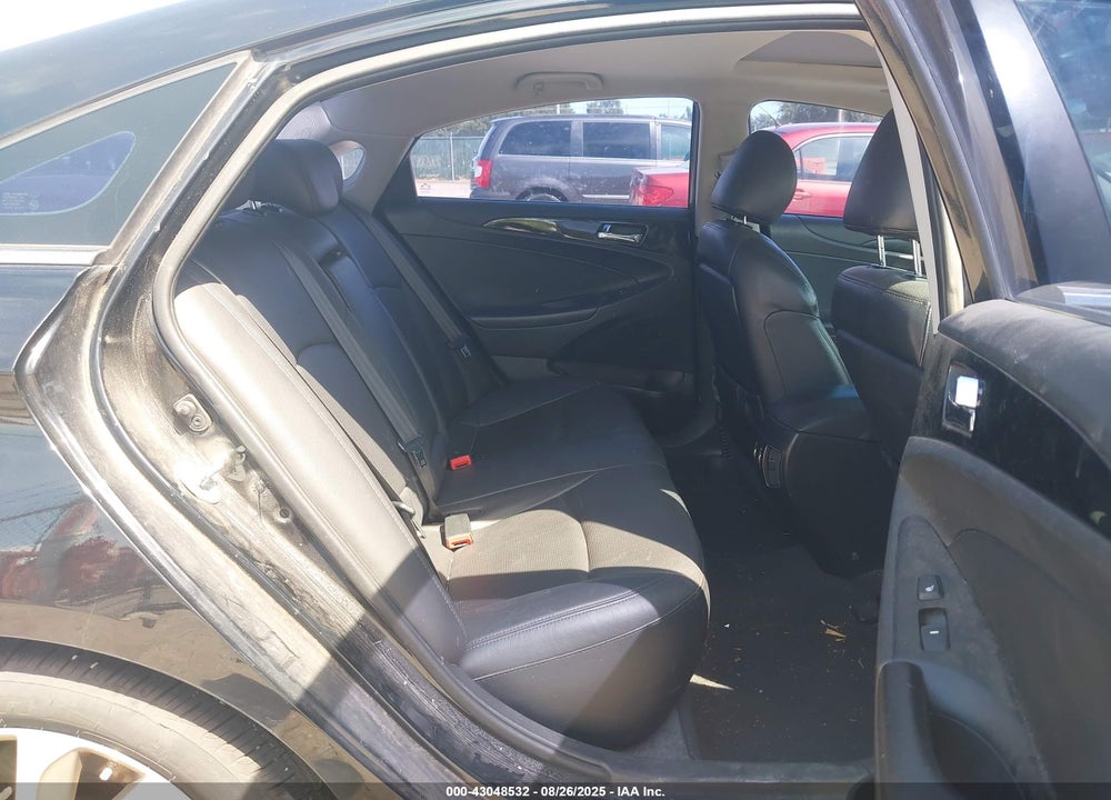 2014 HYUNDAI SONATA VIN: 5NPEC4AB4EH947976