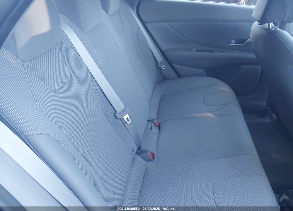 2021 HYUNDAI ELANTRA VIN: 5NPLL4AGXMH014584