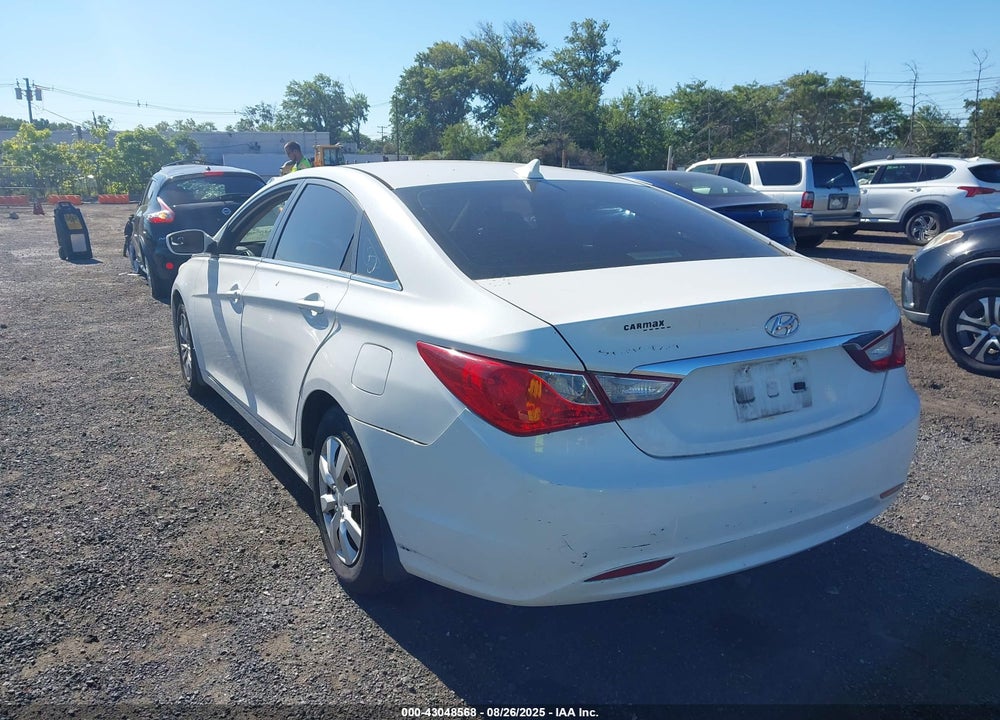 2011 HYUNDAI SONATA VIN: 5NPEB4AC5BH243003