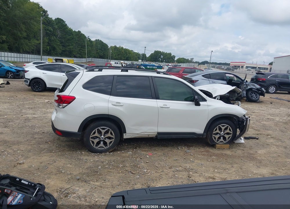 2024 SUBARU FORESTER VIN: JF2SKADC4RH474952