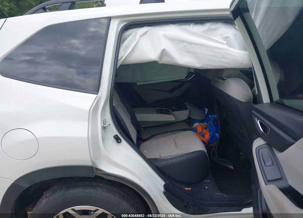2024 SUBARU FORESTER VIN: JF2SKADC4RH474952