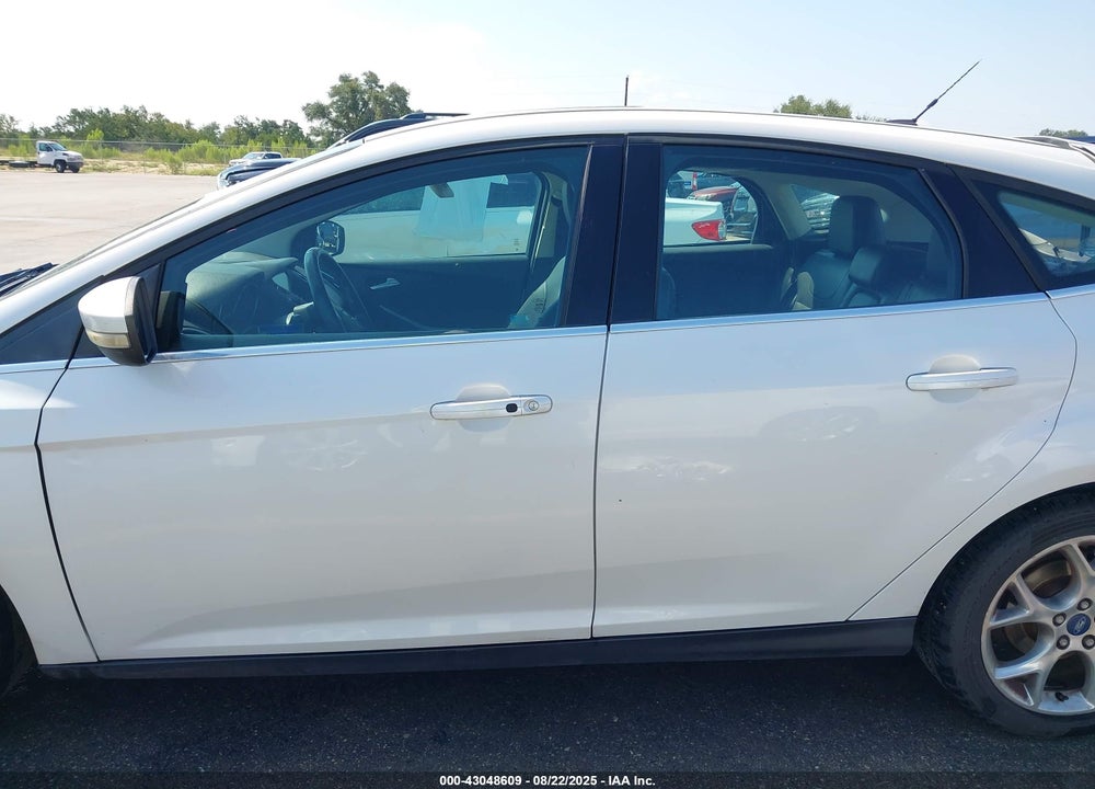 2012 FORD FOCUS TITANIUM VIN: 1FAHP3N23CL301154