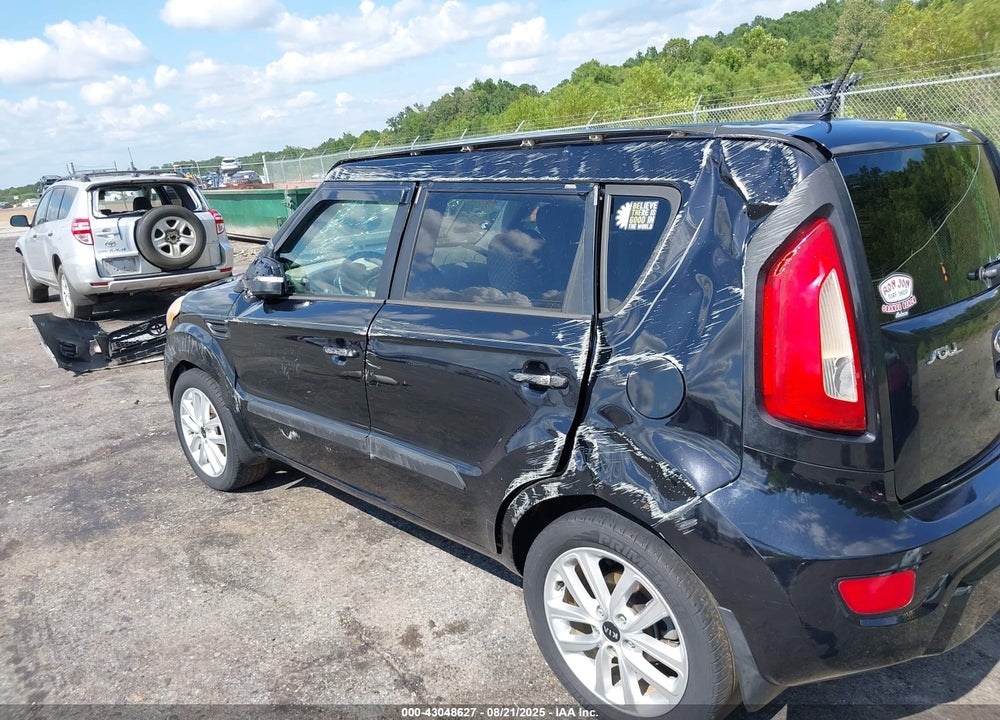 2013 KIA SOUL VIN: KNDJT2A67D7614826