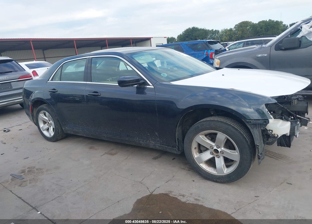 2018 CHRYSLER 300 VIN: 2C3CCAAG1JH279305