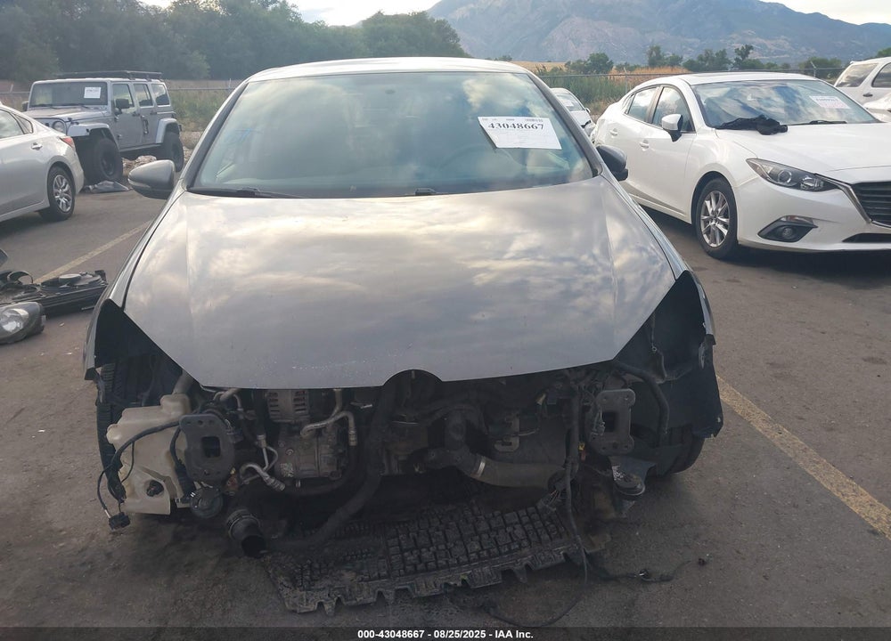 2013 VOLKSWAGEN GOLF VIN: WVWDM7AJXDW023813