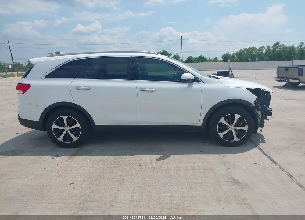 2016 KIA SORENTO VIN: 5XYPHDA18GG010818