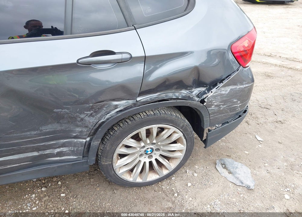 2015 BMW X1 VIN: WBAVL1C57FVY34379