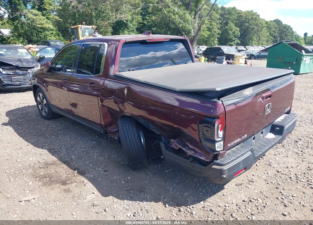 2017 HONDA RIDGELINE VIN: 5FPYK3F68HB009060