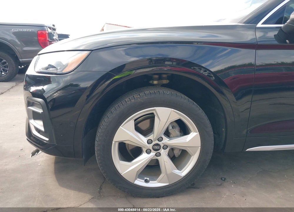 2021 AUDI Q5 VIN: WA1CAAFY2M2057625