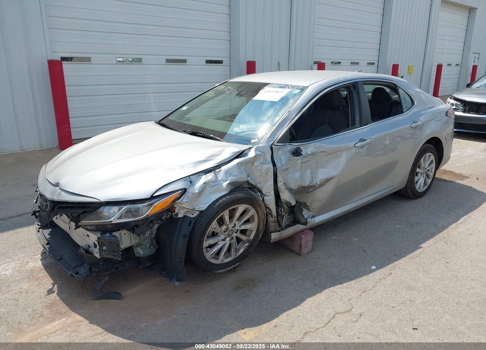 2021 TOYOTA CAMRY VIN: 4T1C11AK6MU460175