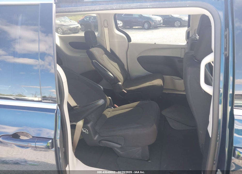2021 CHRYSLER PACIFICA TOURING VIN: 2C4RC1FG9MR560846