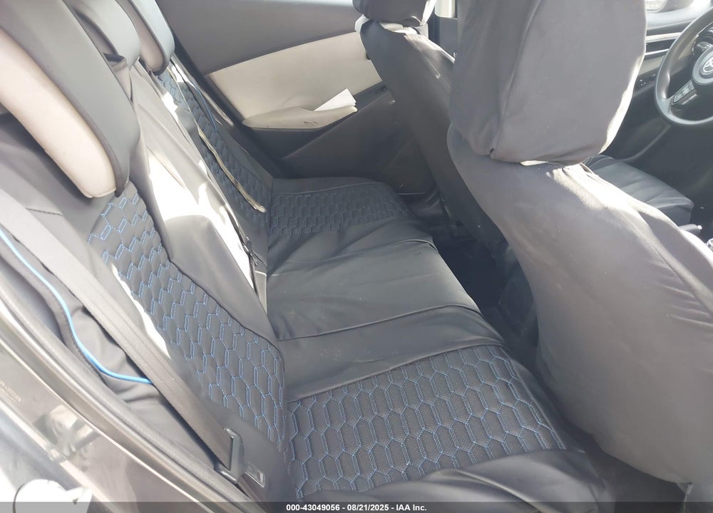 2019 TOYOTA YARIS VIN: 3MYDLBYVXKY502268