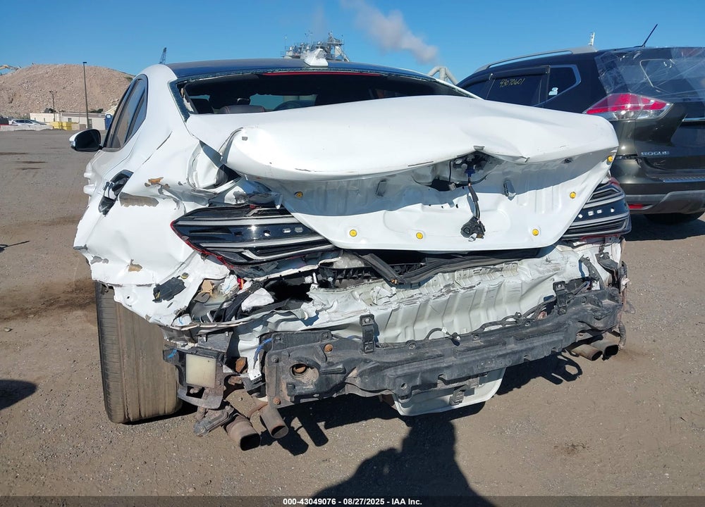 2023 GENESIS G70 VIN: KMTG54TE0PU127429