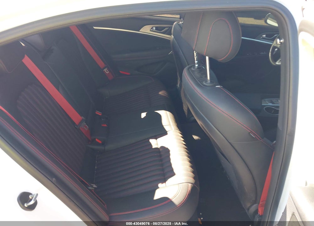 2023 GENESIS G70 VIN: KMTG54TE0PU127429