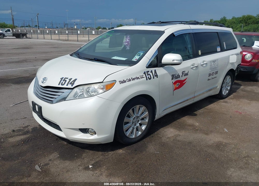 2014 TOYOTA SIENNA LIMITED V6 7 PASSENGER VIN: 5TDYK3DC0ES474439