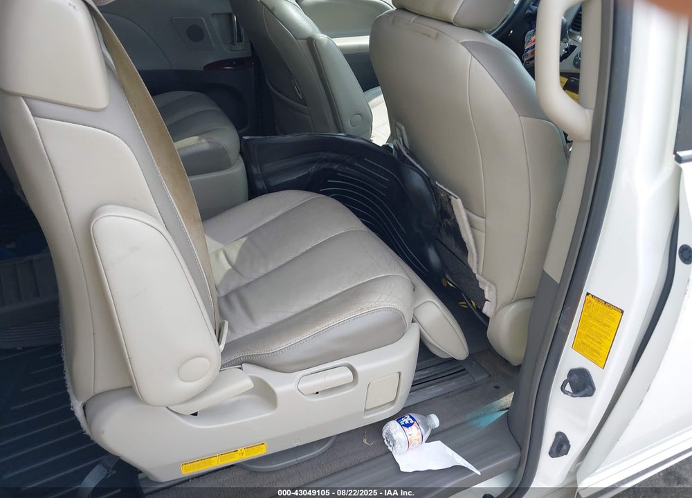2014 TOYOTA SIENNA LIMITED V6 7 PASSENGER VIN: 5TDYK3DC0ES474439
