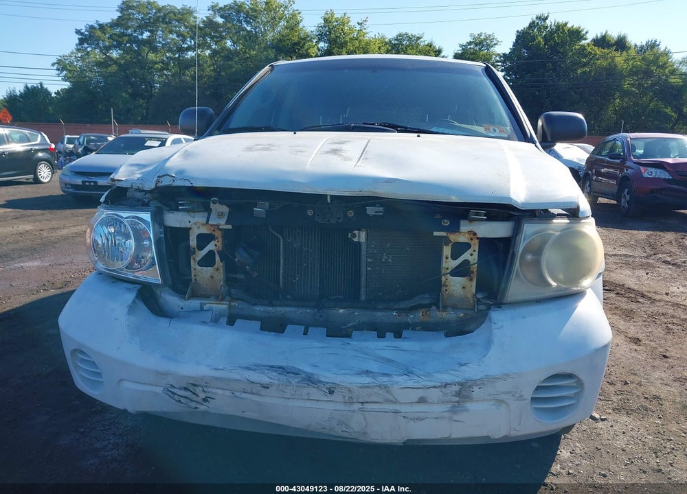 2007 DODGE DURANGO SXT VIN: 1D8HB38P47F584878