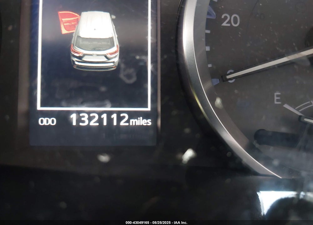 2019 TOYOTA HIGHLANDER LE VIN: 5TDBZRFH8KS917753