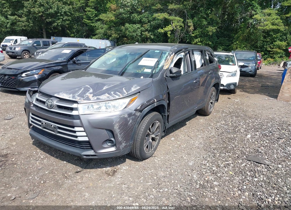 2019 TOYOTA HIGHLANDER LE VIN: 5TDBZRFH8KS917753
