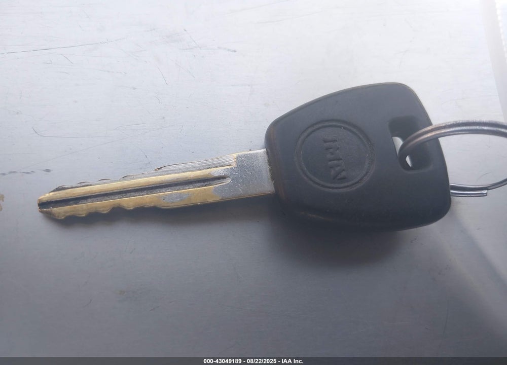 2002 HONDA CIVIC LX VIN: 2HGES165X2H587770