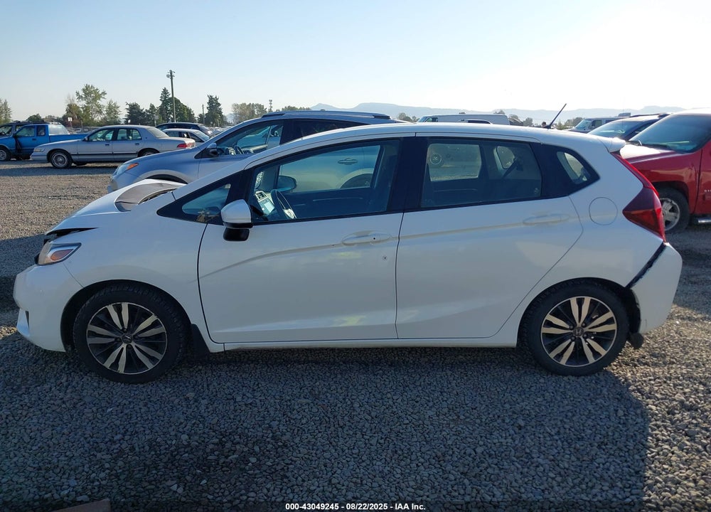 2017 HONDA FIT EX VIN: JHMGK5H71HS003883