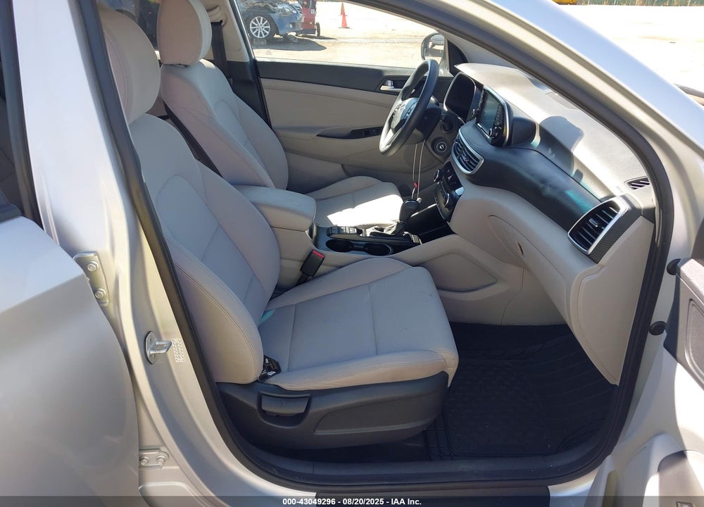 2019 HYUNDAI TUCSON VIN: KM8J2CA4XKU891164