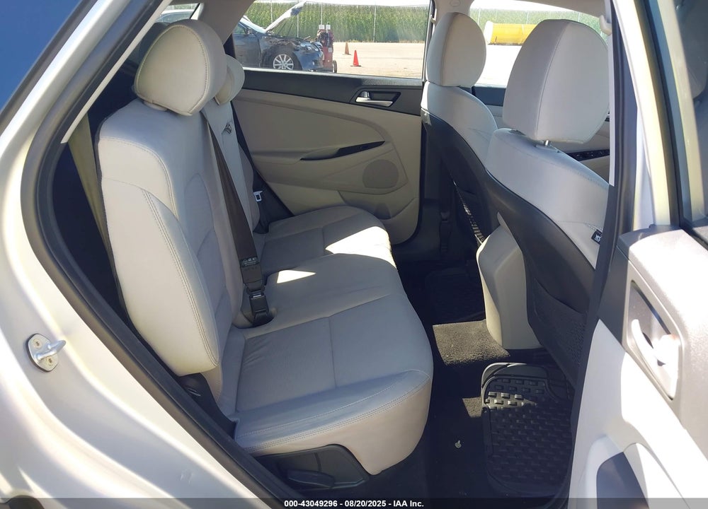2019 HYUNDAI TUCSON VIN: KM8J2CA4XKU891164