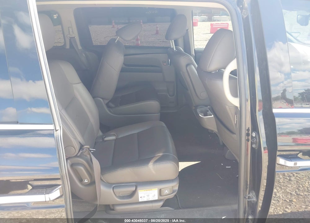 2015 HONDA ODYSSEY EX-L VIN: 5FNRL5H60FB034194