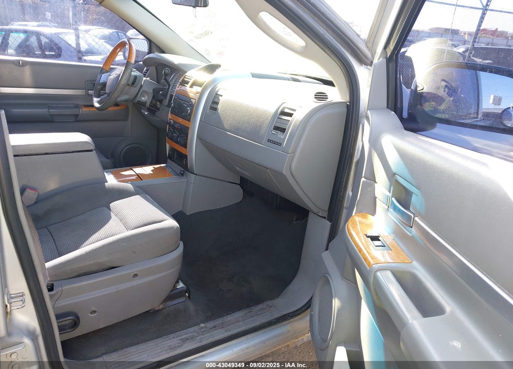 2008 CHRYSLER ASPEN LIMITED VIN: 1A8HW58N28F107910