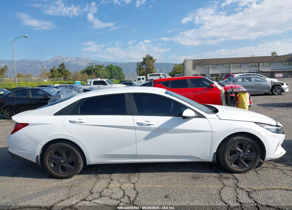 2023 HYUNDAI ELANTRA HYBRID VIN: KMHLM4AJXPU059250