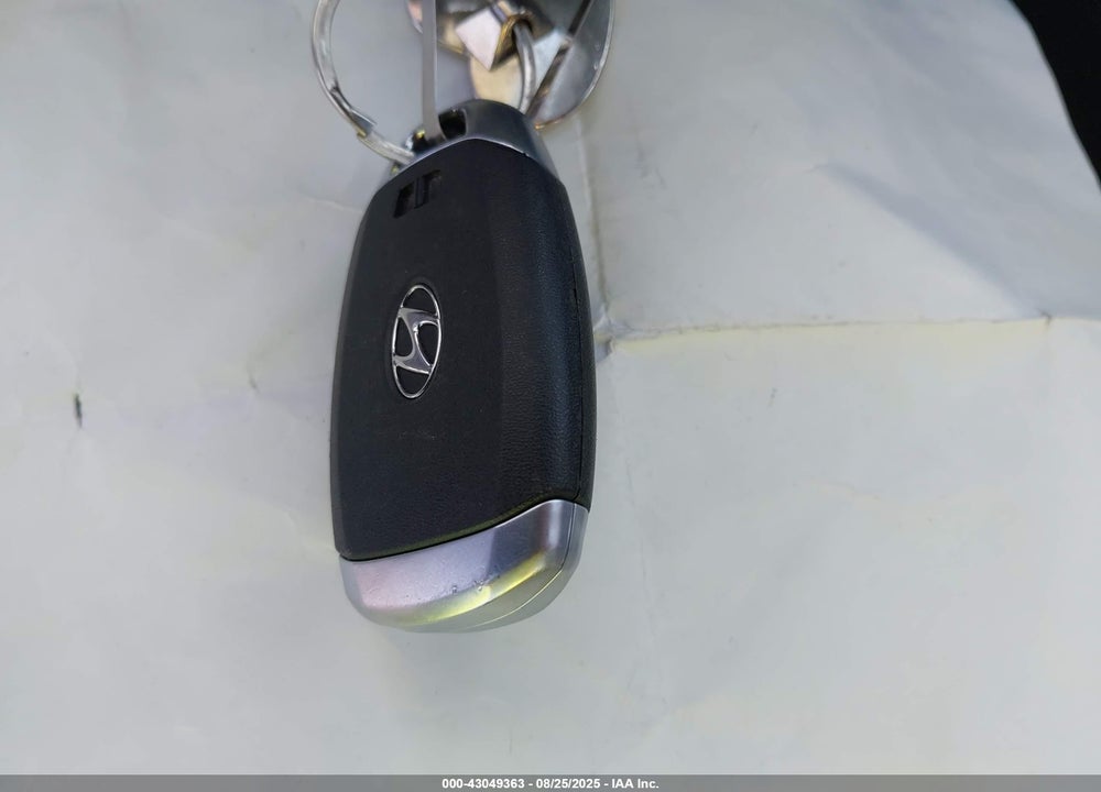 2023 HYUNDAI ELANTRA HYBRID VIN: KMHLM4AJXPU059250