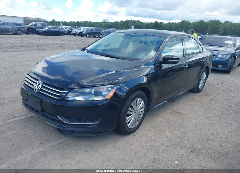 2015 VOLKSWAGEN PASSAT 1.8T S VIN: 1VWAT7A33FC014802