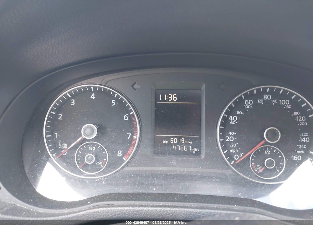 2015 VOLKSWAGEN PASSAT 1.8T S VIN: 1VWAT7A33FC014802
