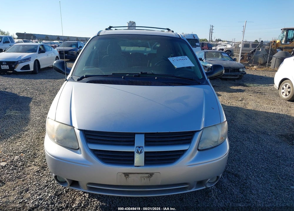 2005 DODGE GRAND CARAVAN SXT VIN: 2D4GP44L65R573510