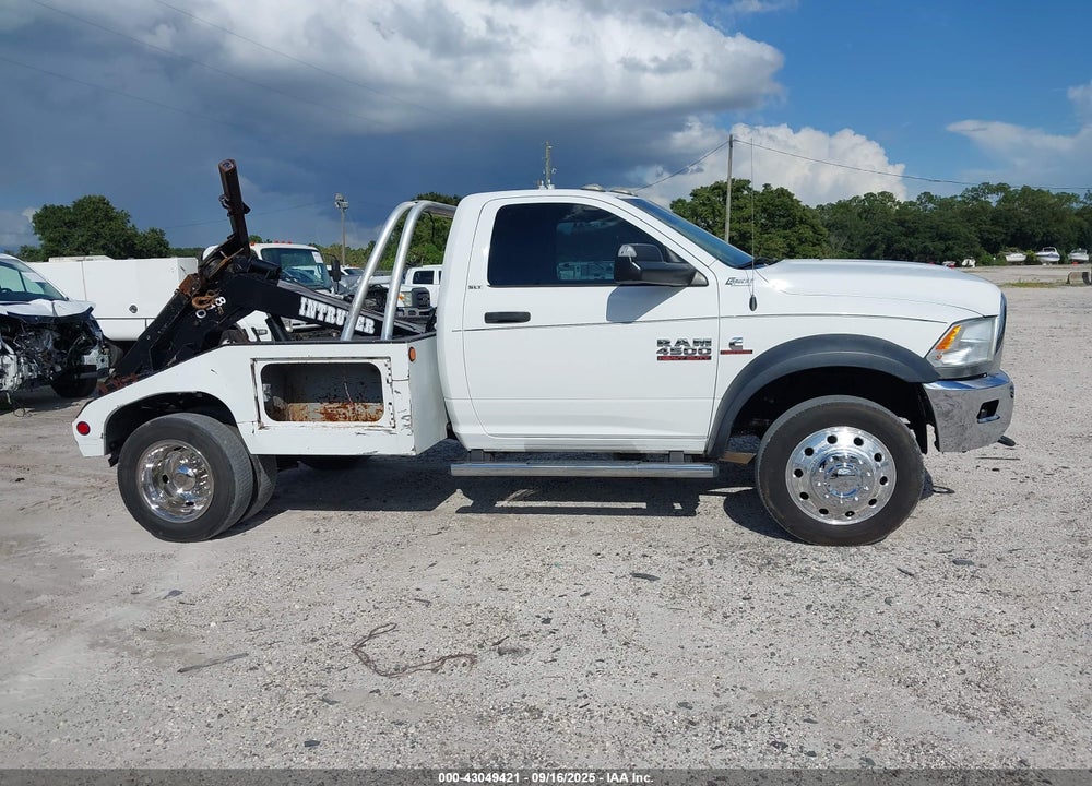 2018 RAM 4500 CHASSIS TRADESMAN/SLT VIN: 3C7WRKAL7JG128675