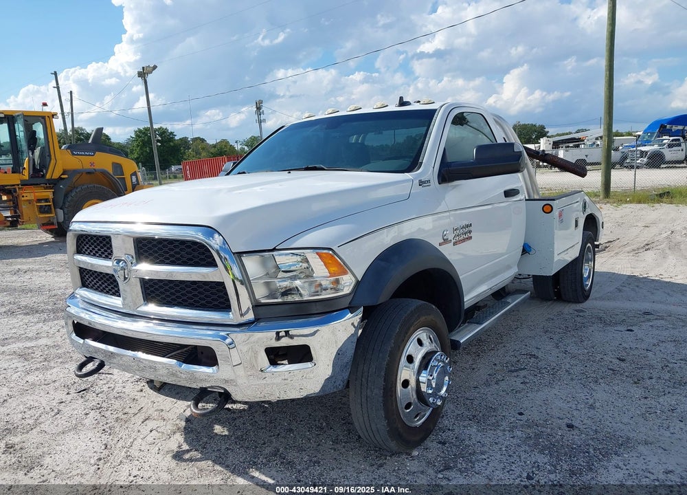 2018 RAM 4500 CHASSIS TRADESMAN/SLT VIN: 3C7WRKAL7JG128675
