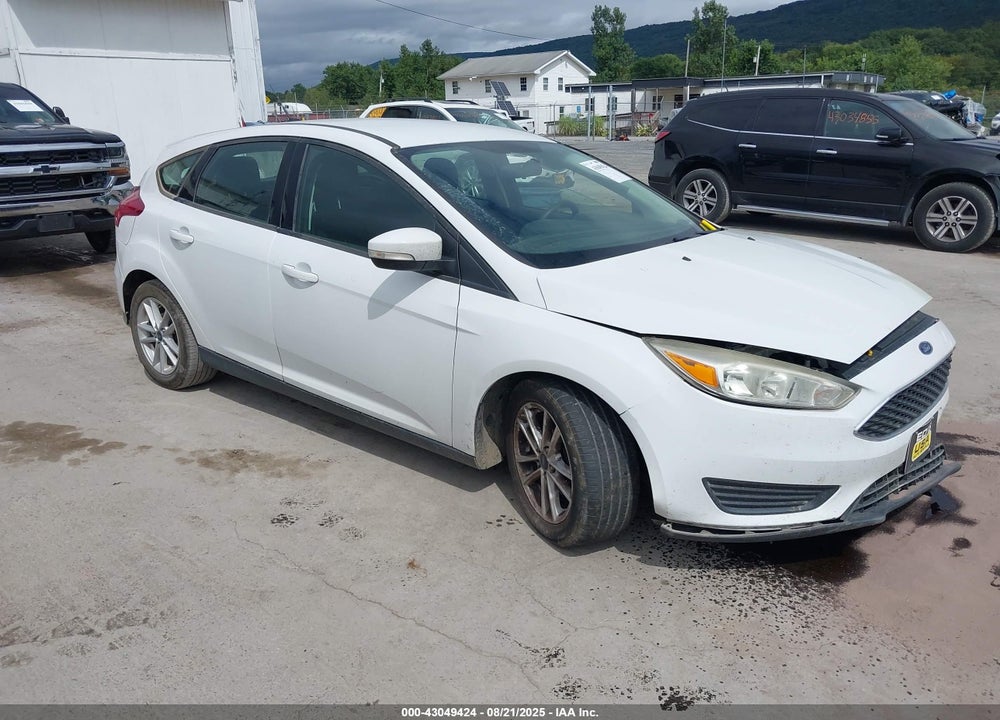 2017 FORD FOCUS SE VIN: 1FADP3K22HL313435