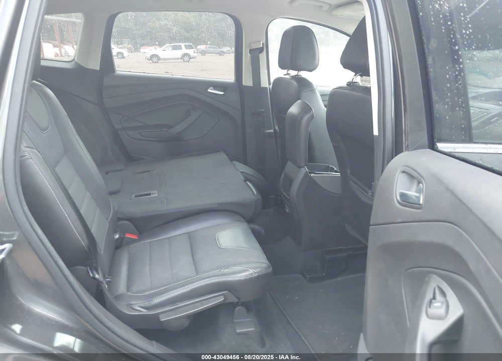 2016 FORD ESCAPE VIN: 1FMCU0G72GUC05239
