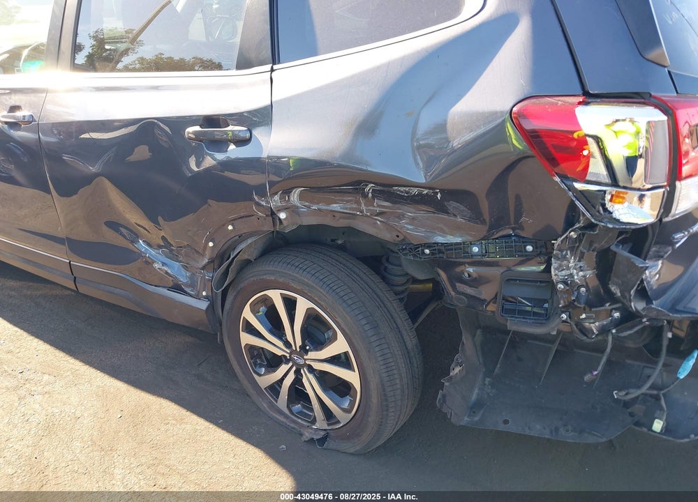 2021 SUBARU FORESTER LIMITED VIN: JF2SKAUC6MH593711