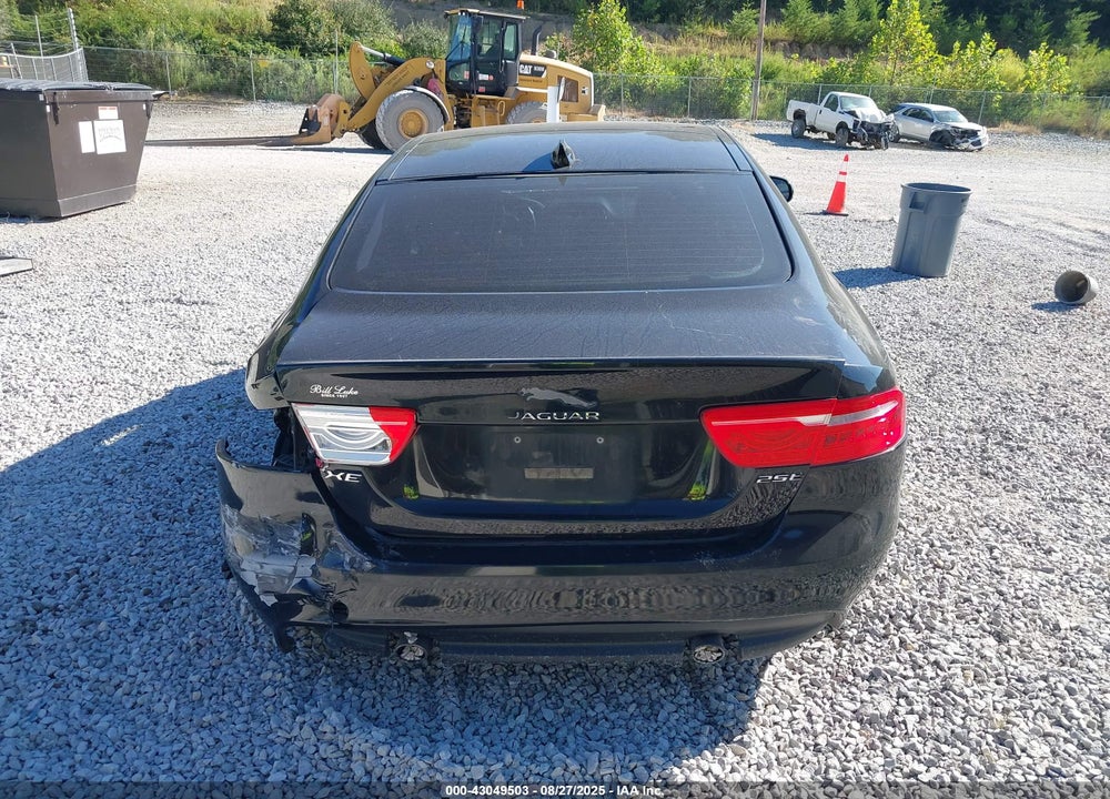 2017 JAGUAR XE VIN: SAJAR4BG3HA969505