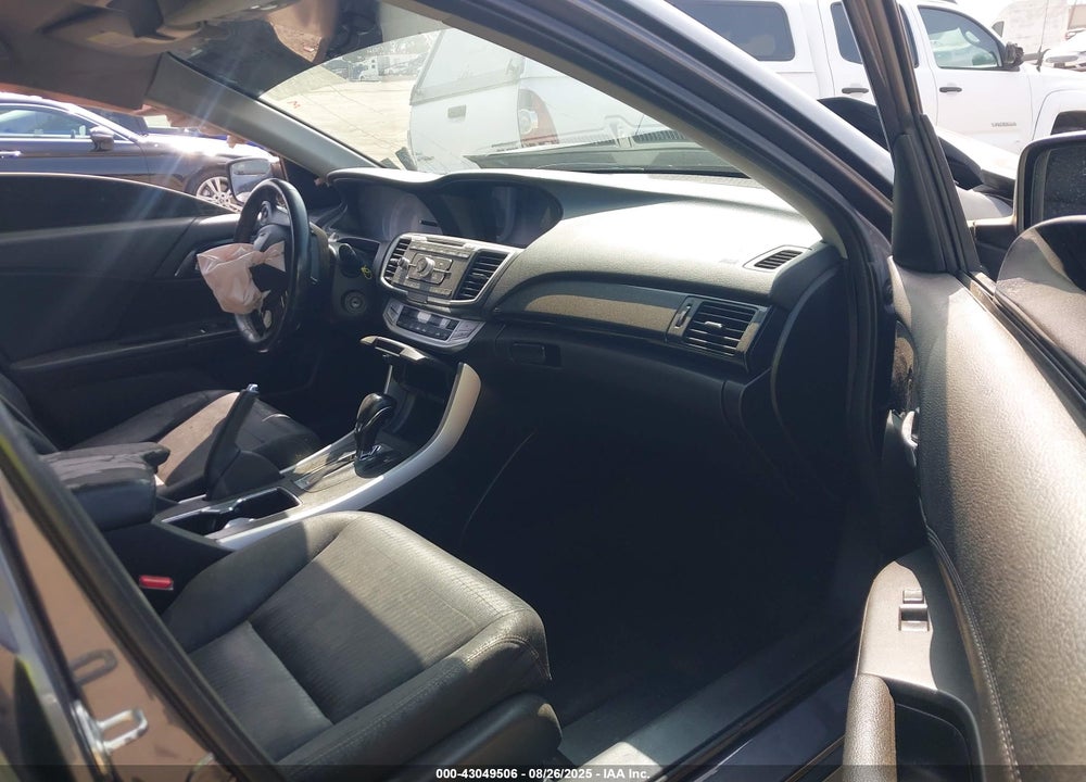 2013 HONDA ACCORD VIN: 1HGCR2F58DA169847