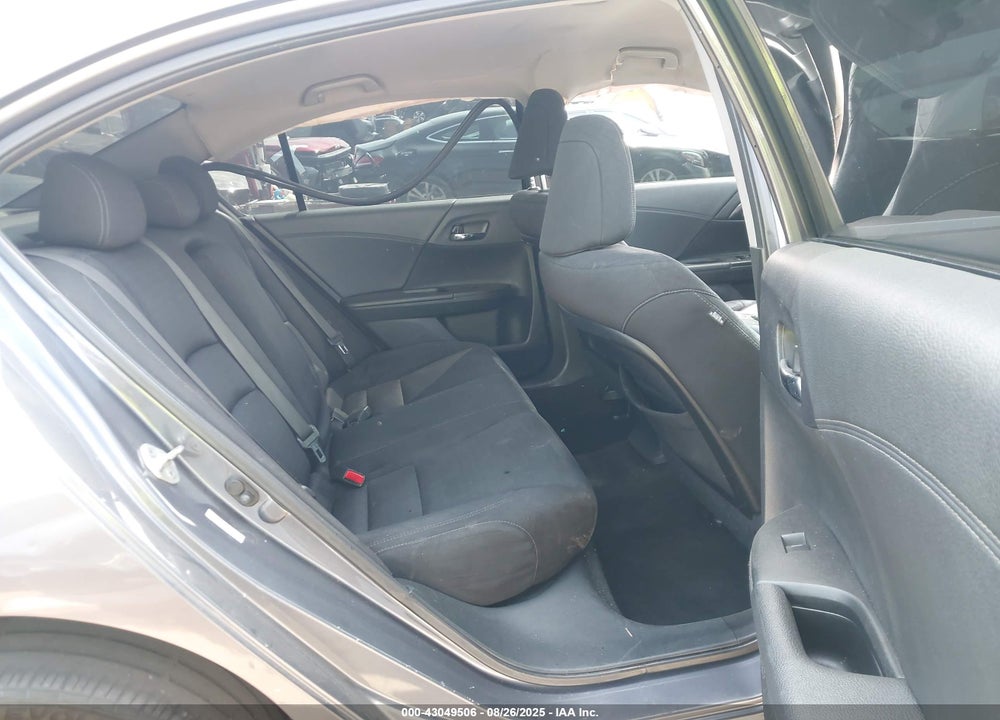 2013 HONDA ACCORD VIN: 1HGCR2F58DA169847