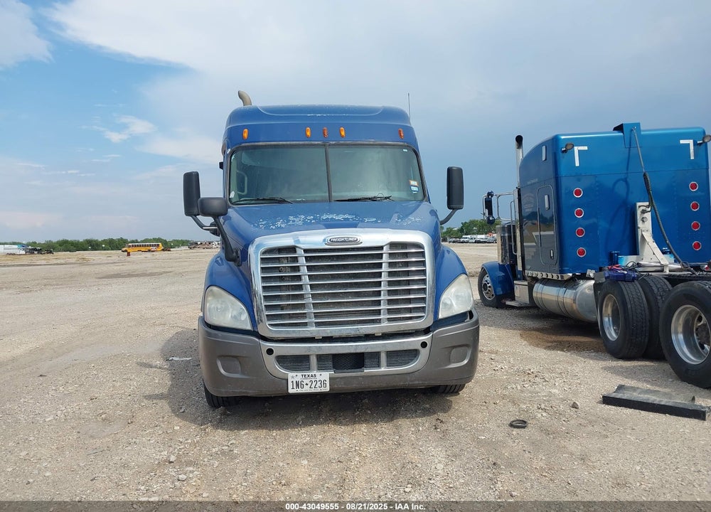 2011 FREIGHTLINER CASCADIA 113 VIN: 1FUJGHDV7BSAU9297