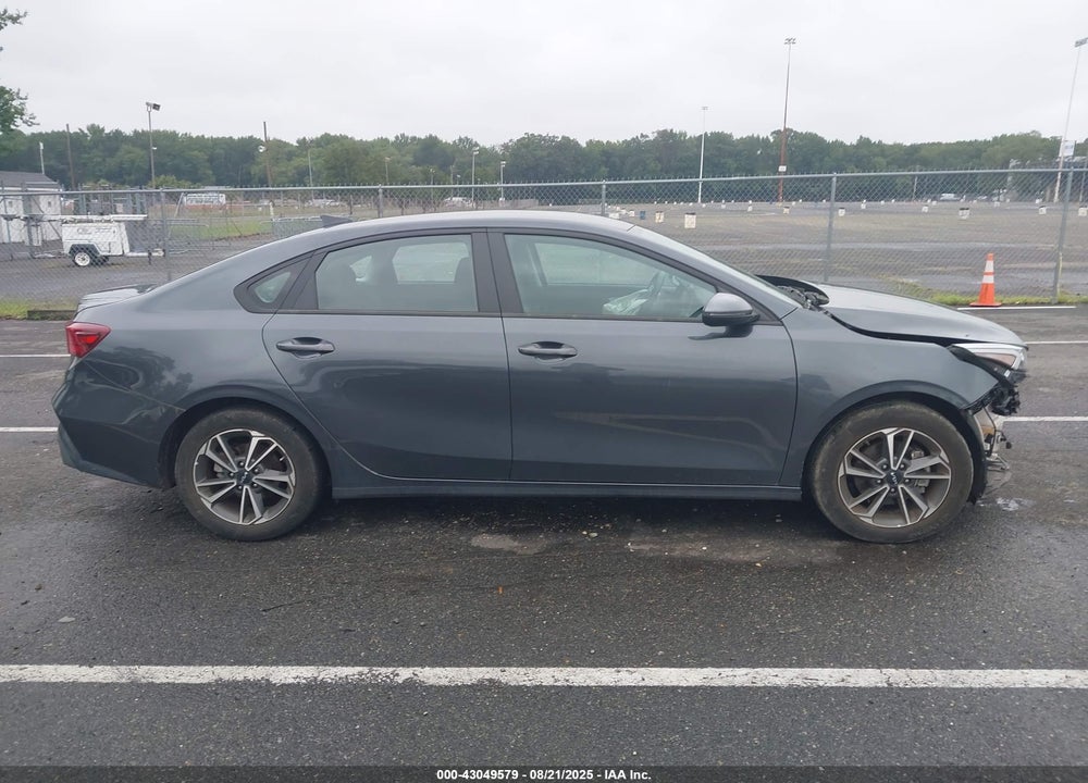 2023 KIA FORTE VIN: 3KPF24AD8PE555972