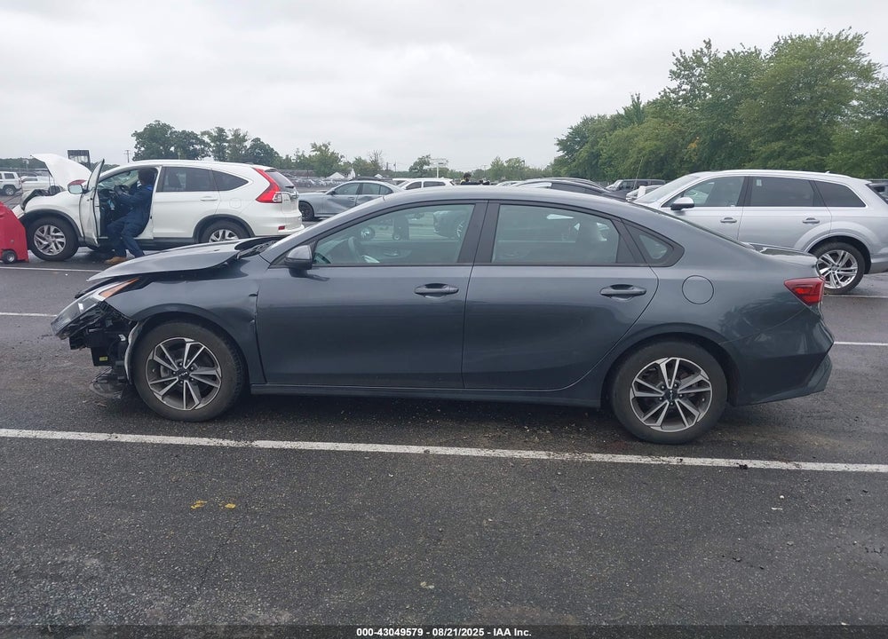 2023 KIA FORTE VIN: 3KPF24AD8PE555972