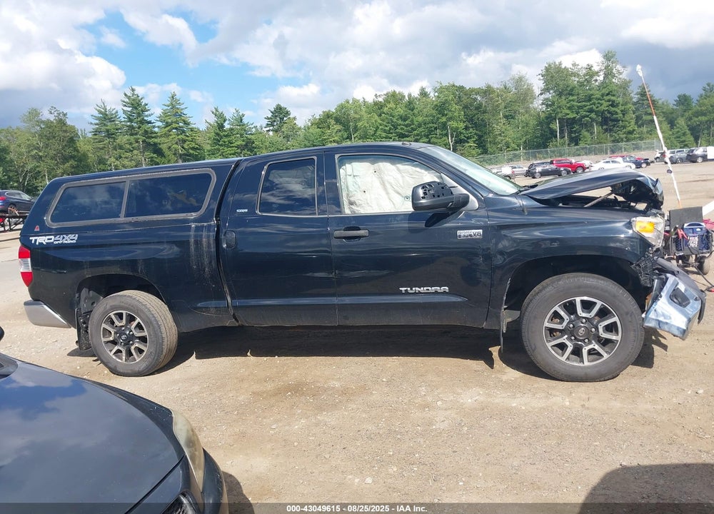 2015 TOYOTA TUNDRA SR5 5.7L V8 VIN: 5TFUY5F18FX428454