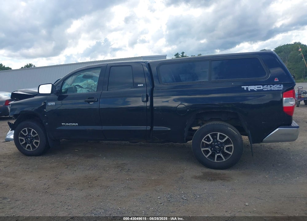 2015 TOYOTA TUNDRA SR5 5.7L V8 VIN: 5TFUY5F18FX428454
