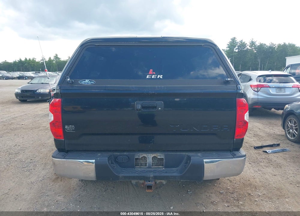 2015 TOYOTA TUNDRA SR5 5.7L V8 VIN: 5TFUY5F18FX428454