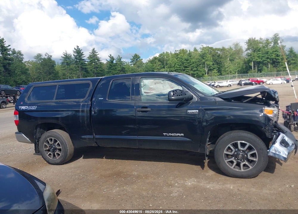 2015 TOYOTA TUNDRA SR5 5.7L V8 VIN: 5TFUY5F18FX428454